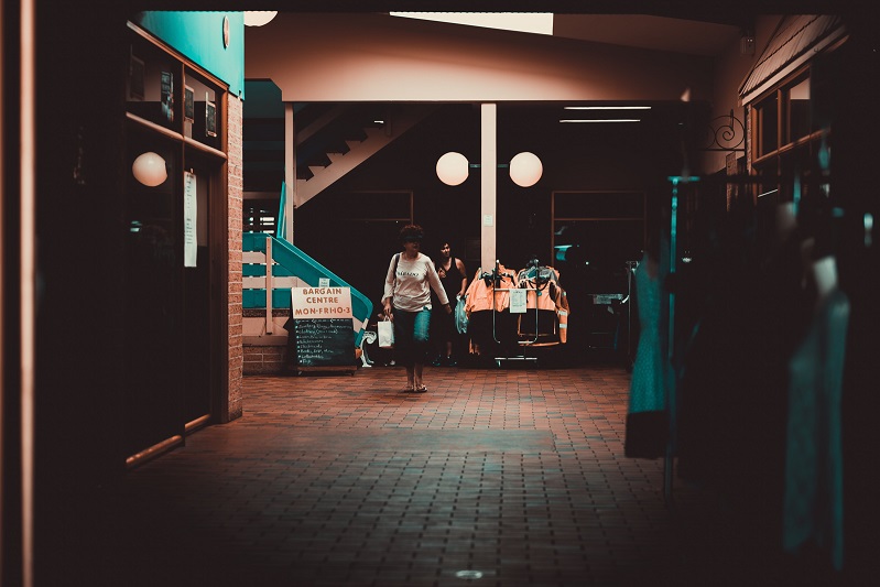 地下室潮濕怎么破？安詩曼除濕機(jī)來支招